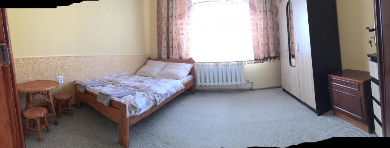 У Ондраша Apartment Yasinya Exterior photo